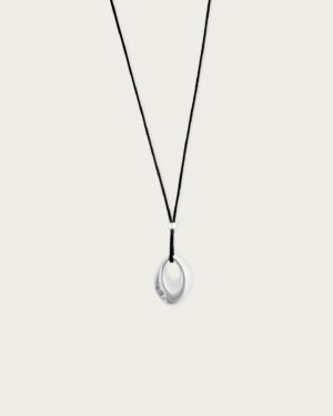 Collar de gota y puca
