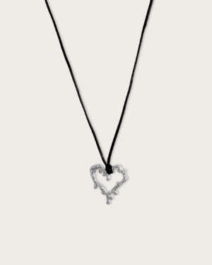 Collar corazón y puca